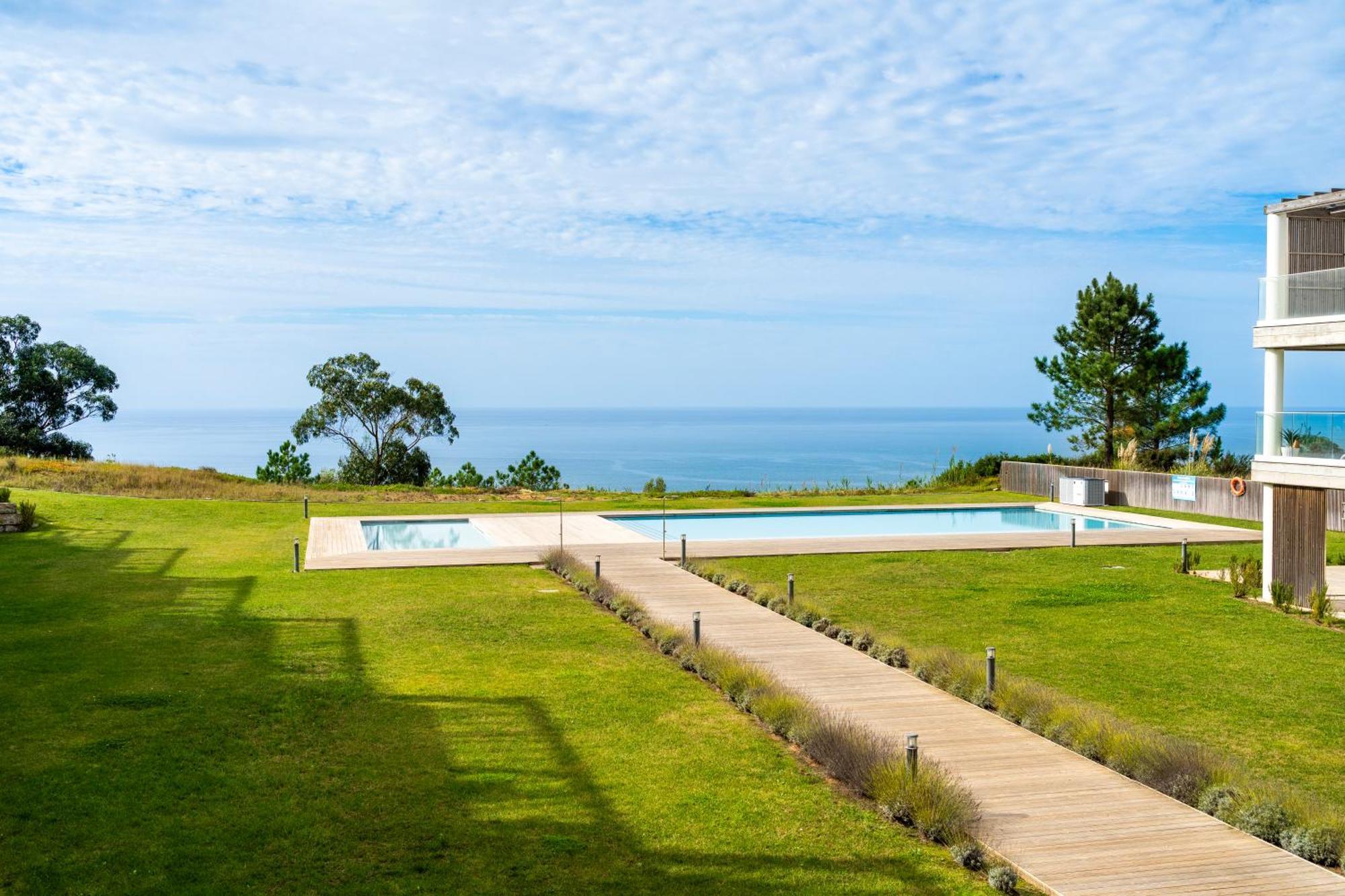 Mar A Vista - Condominium With Pool, Gym And Sea Views Nazaré Oda fotoğraf