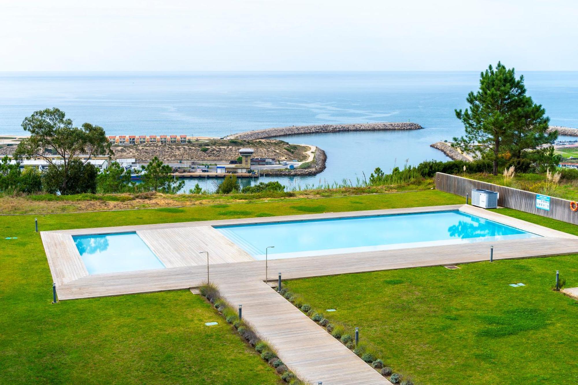 Mar A Vista - Condominium With Pool, Gym And Sea Views Nazaré Oda fotoğraf